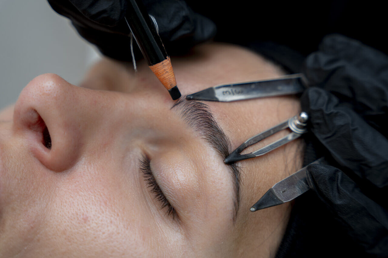 Permanent Make-up Behandlung